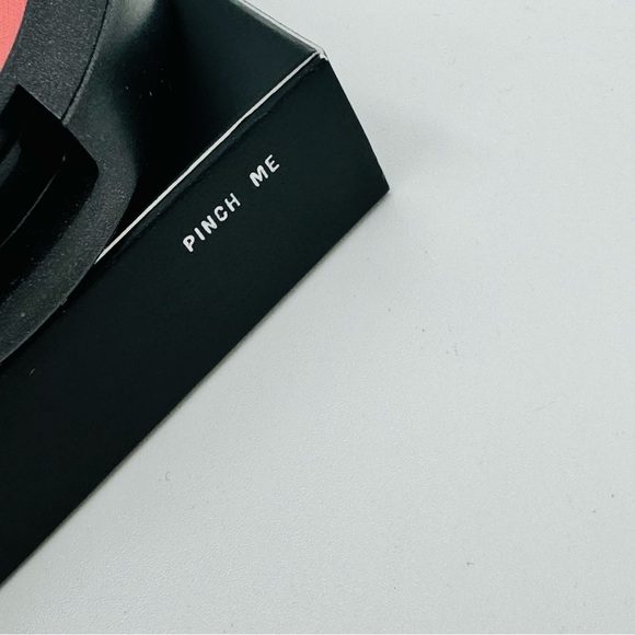 Pinch Me Mac Sheertone Blush Dirty Rose Brand New in Box - Picture 3 of 13